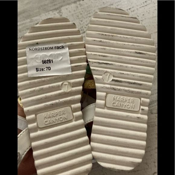 Harper Canyon sandals Size 7 - Picture 7 of 7